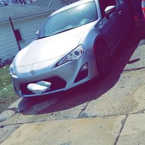 Meet your Posher, Joshua